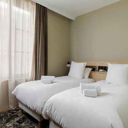 Hotel Des Sept - Entree Autonome, Reception En Ligne - Encore Mieux Orléans Exteriör bild