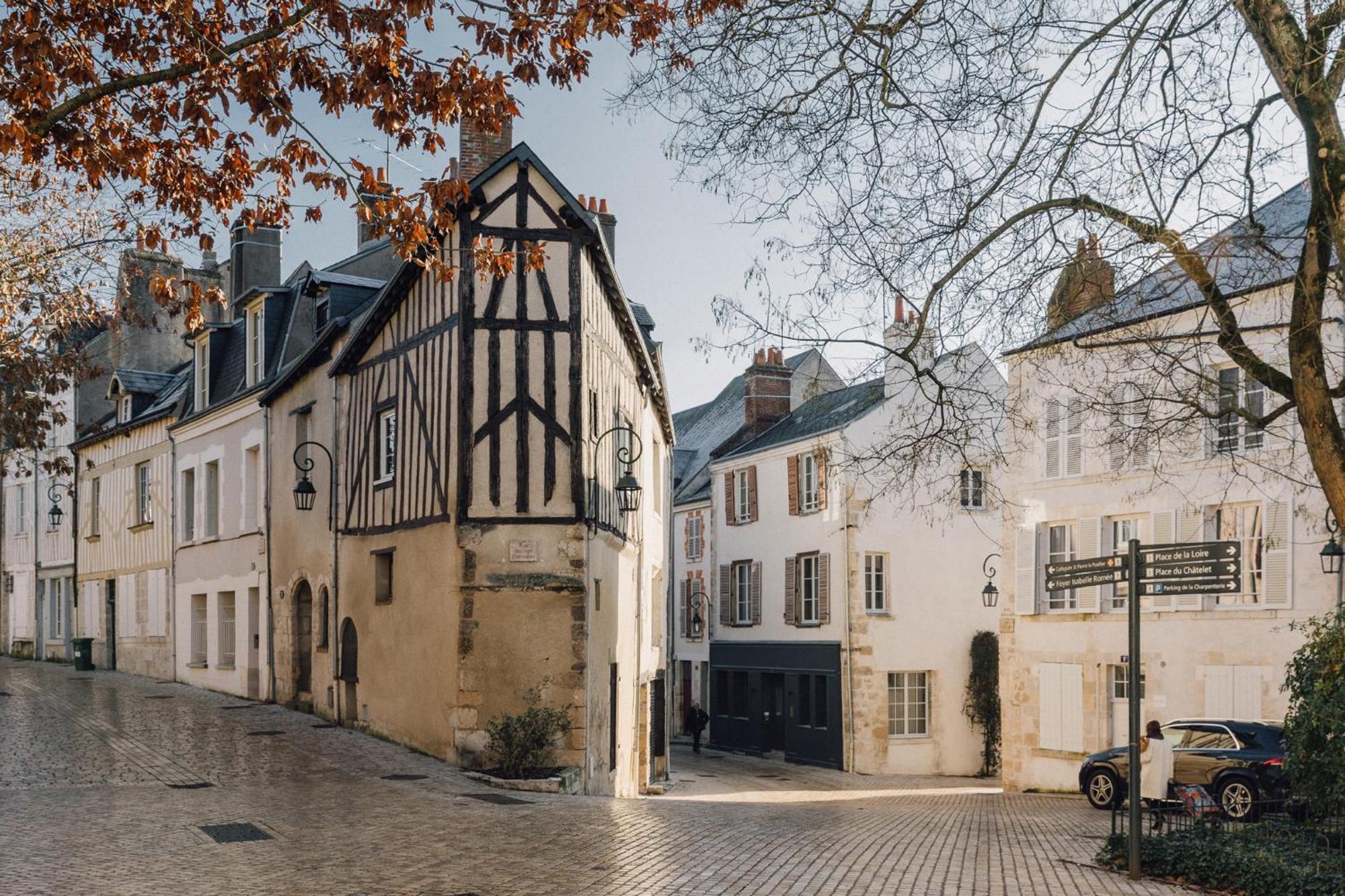 Hotel Des Sept - Entree Autonome, Reception En Ligne - Encore Mieux Orléans Exteriör bild